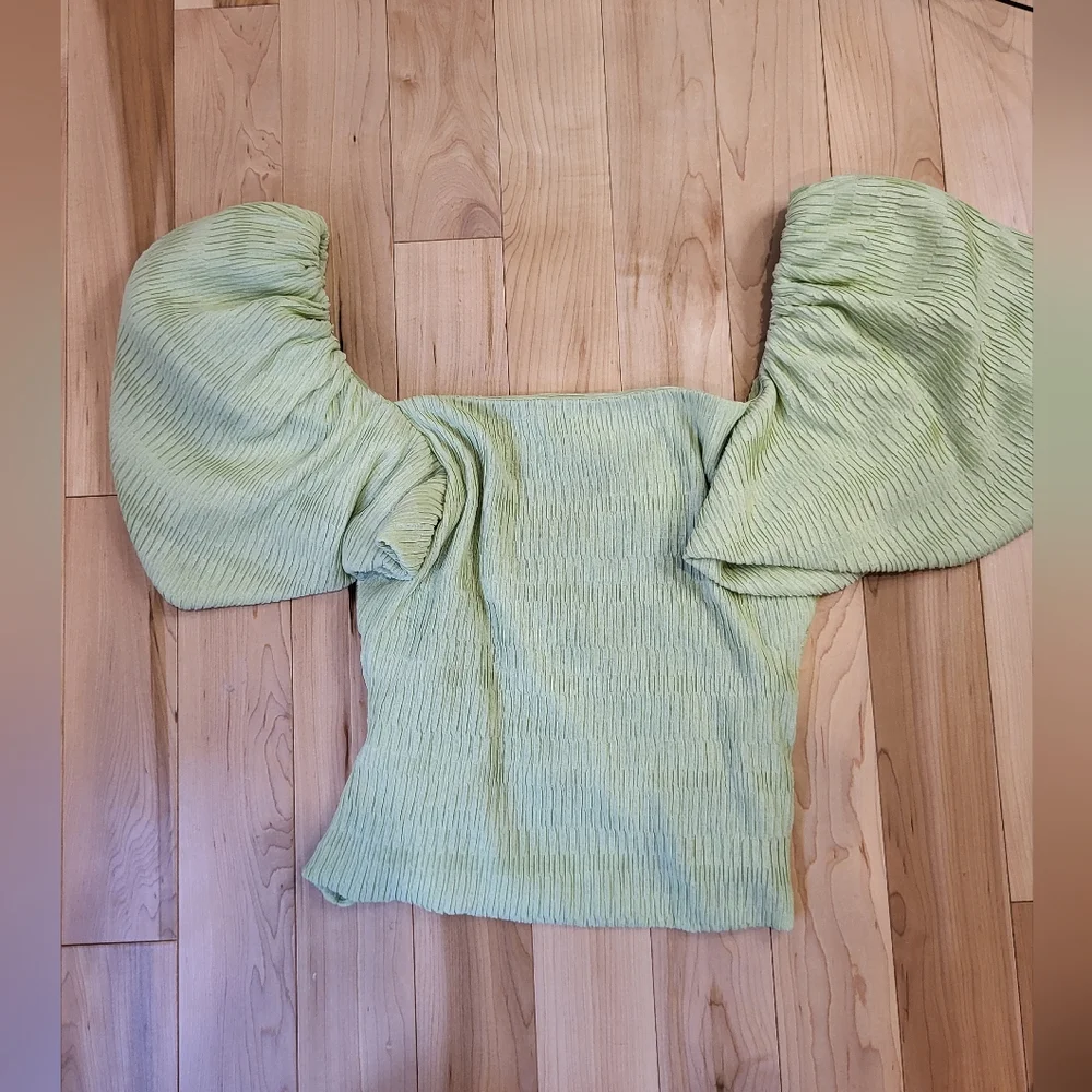 NWOT Jonathan Simkhai Green puff sleeve blouse with ruched wrap style - Picture 7 of 9